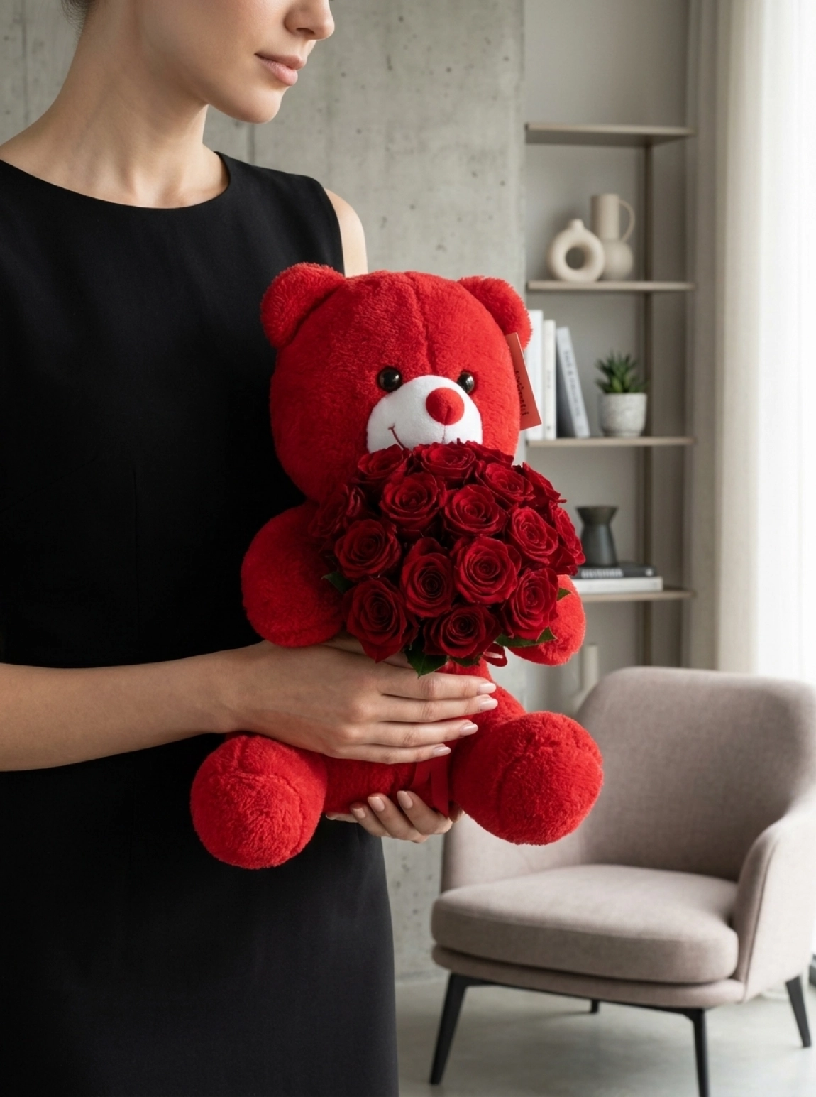 Büyük Boy Kırmızı Peluş Ayıcıklı Taze Kırmızı Gül Buketi