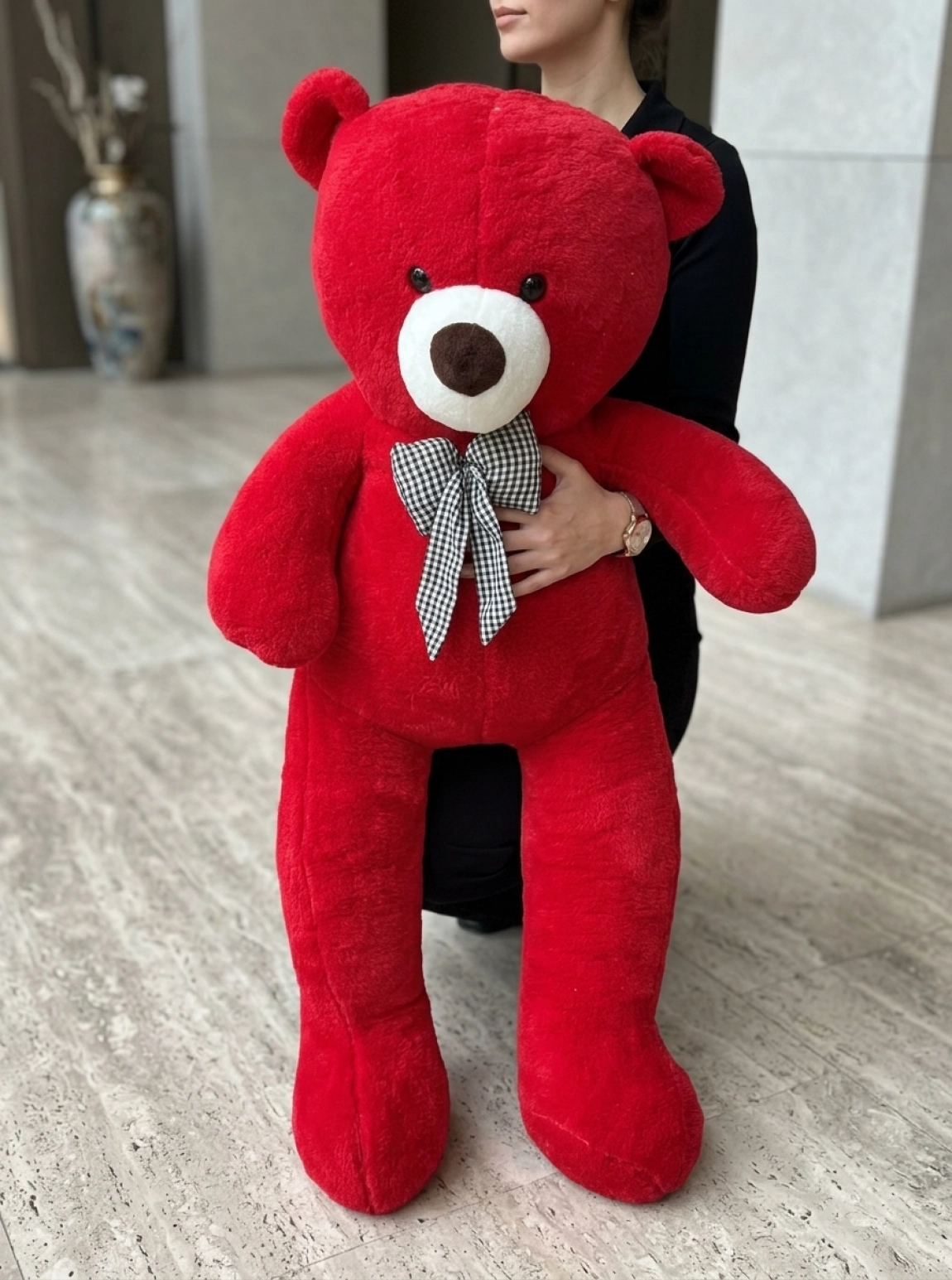 Sevimli Ekose Papyonlu Büyük Boy Kırmızı Peluş Ayı